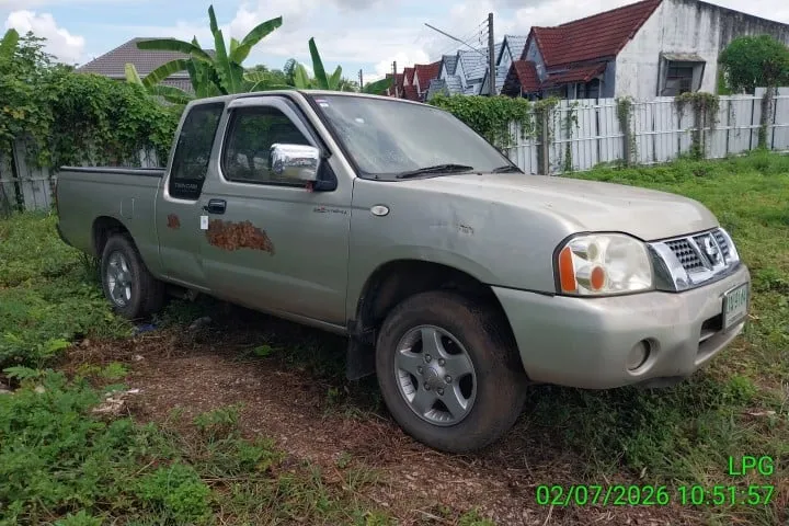 2002 Nissan Frontier – 8