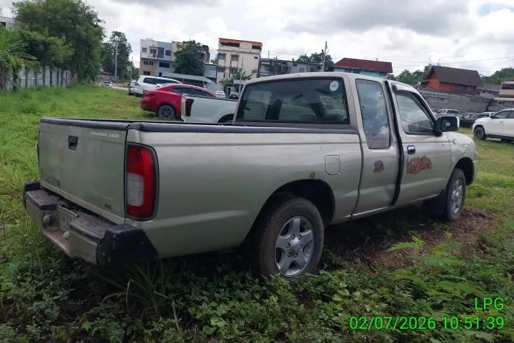 2002 Nissan Frontier – 6