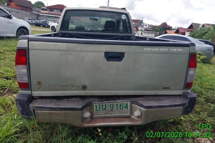 2002 Nissan Frontier – 5