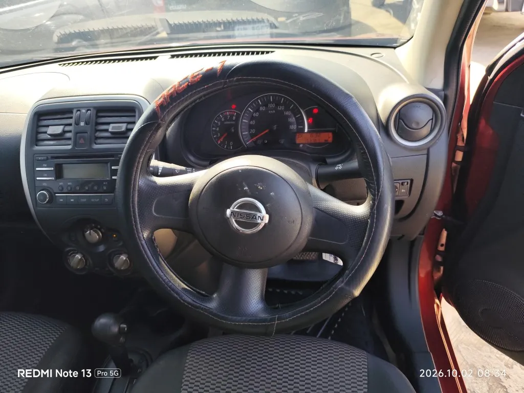 2017 Nissan March – 11