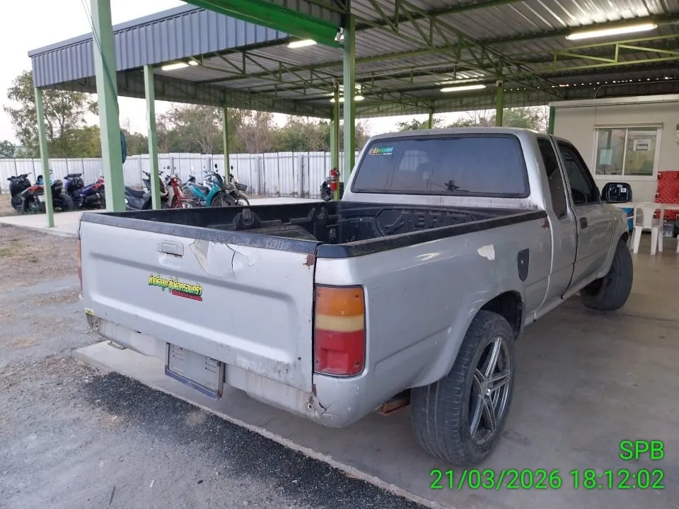 1994 Toyota Hilux Mighty-X – 8