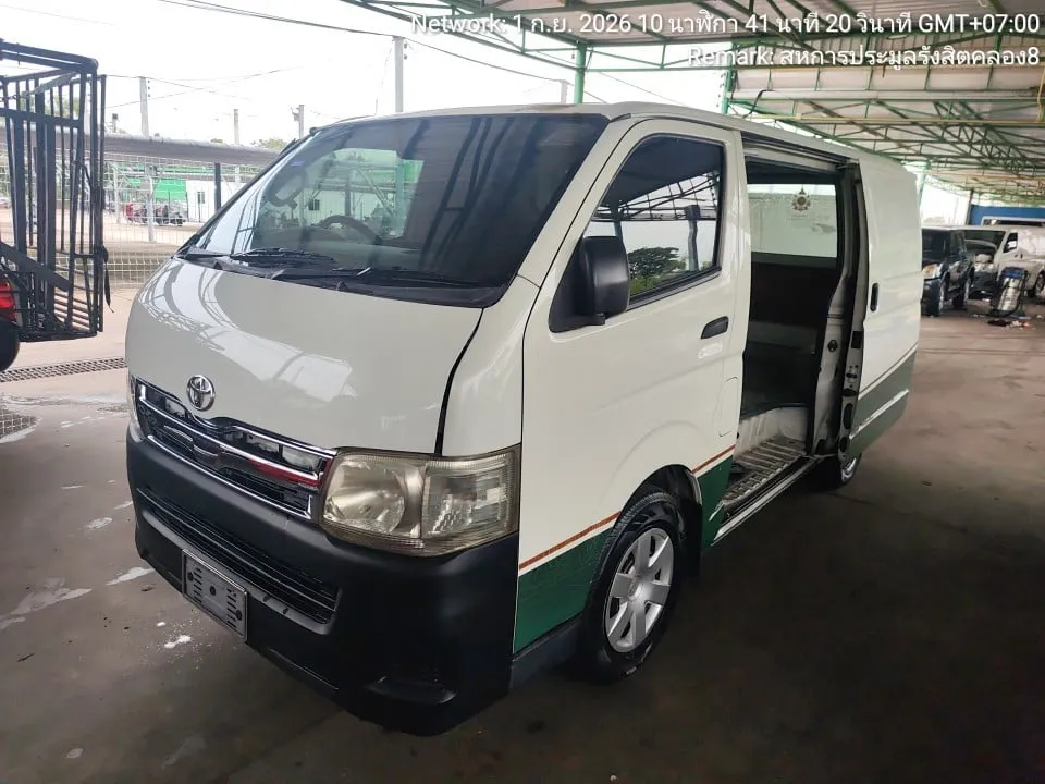 2010 Toyota Hiace – 3