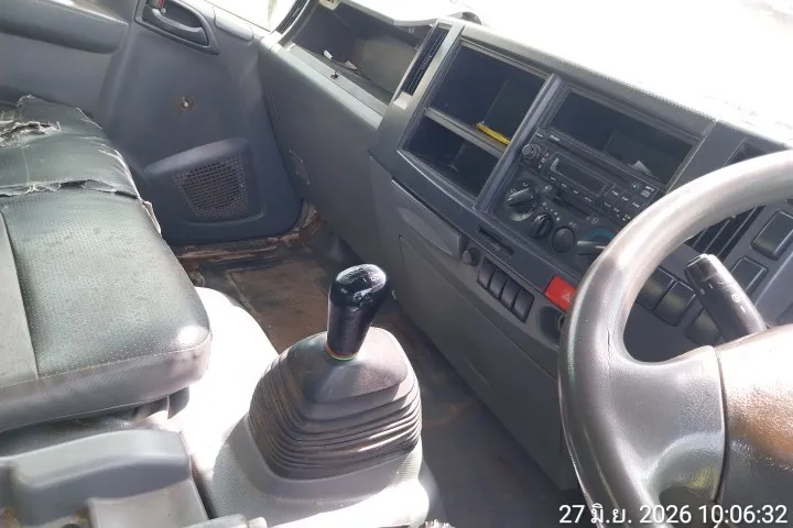 2010 Isuzu NQR – 6