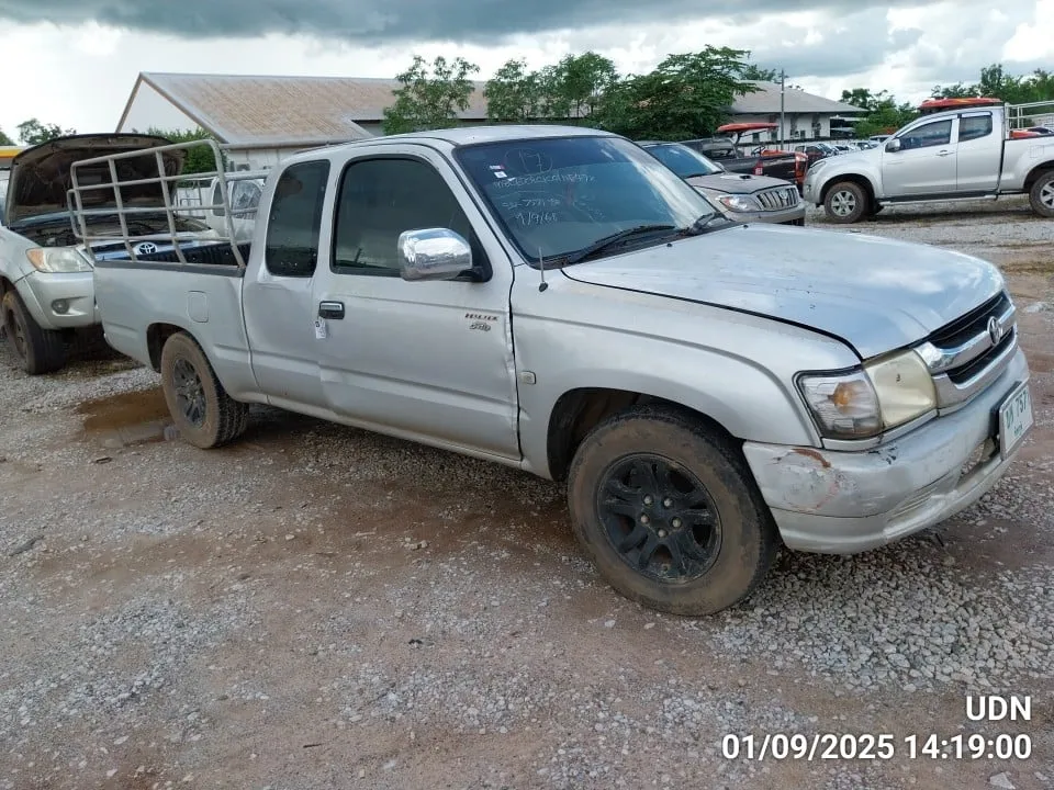 2004 Toyota Hilux Tiger – 8
