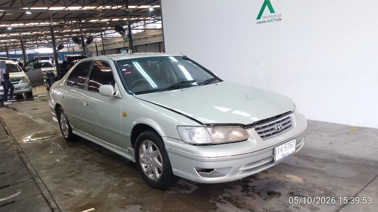 2001 Toyota Camry – 2