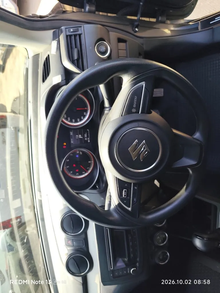 2023 Suzuki Swift – 11