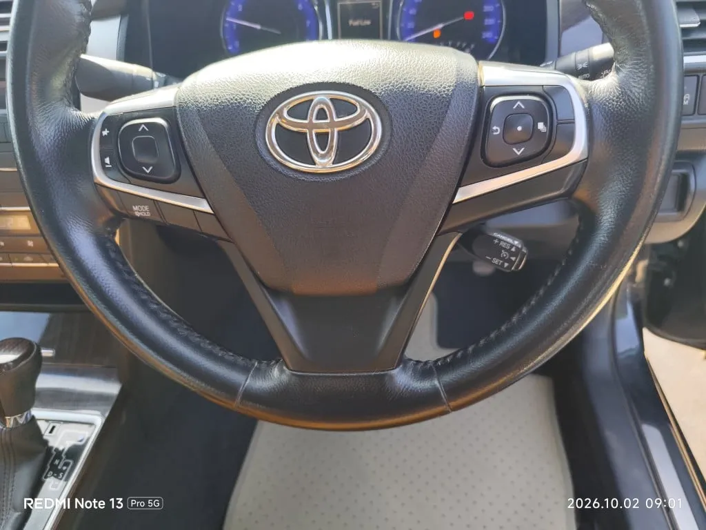 2017 Toyota Camry – 12