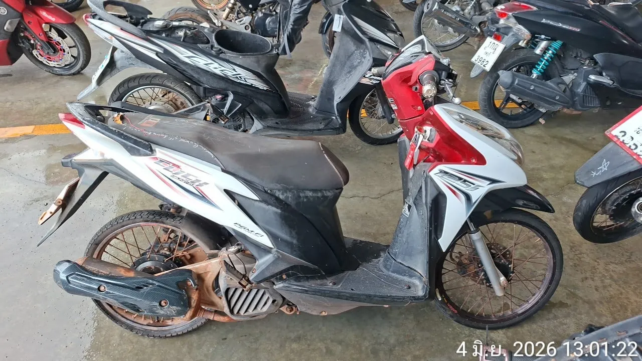 2013 Honda Click – 11