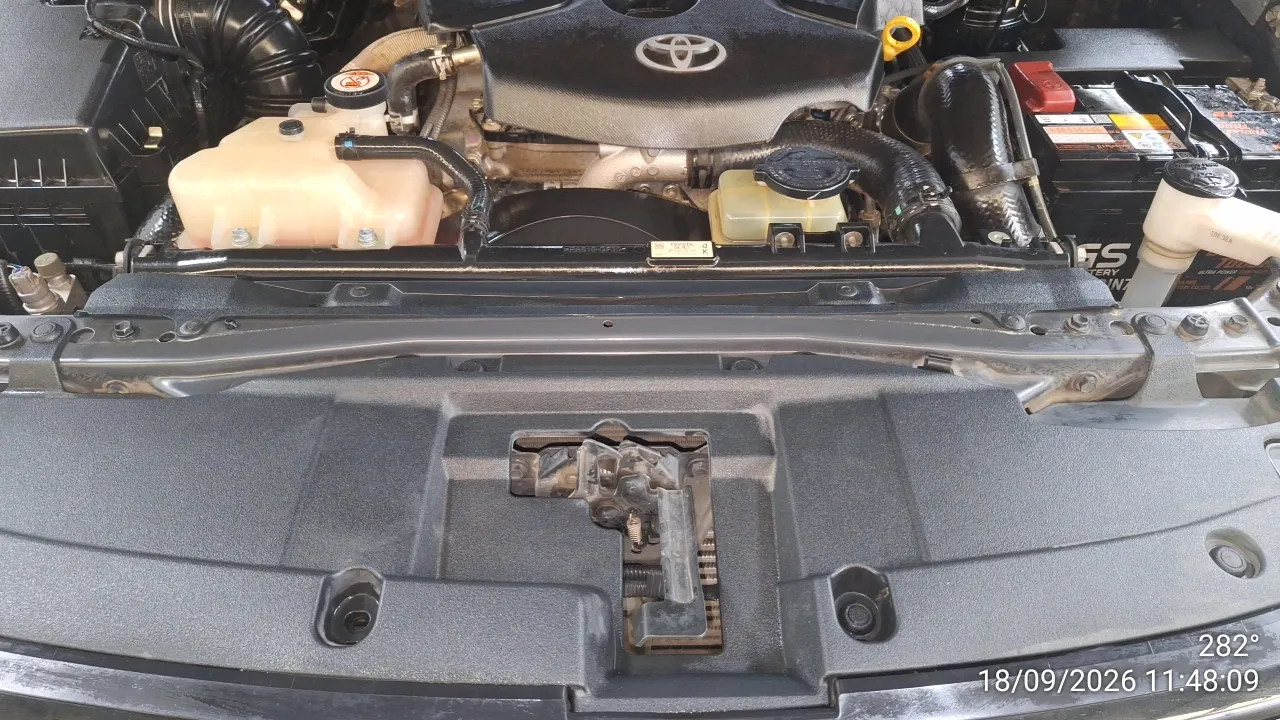 2021 Toyota Hilux Revo – 5