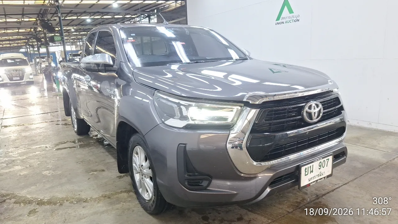 2021 Toyota Hilux Revo – 2
