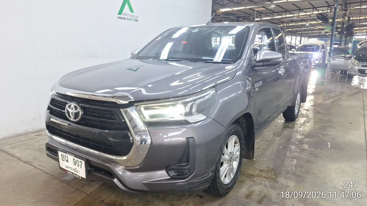 2021 Toyota Hilux Revo – 3