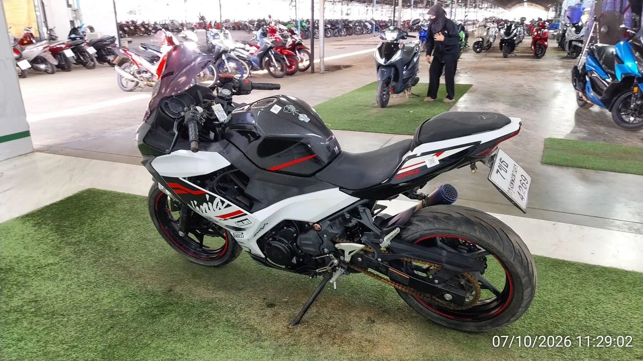 2019 Kawasaki Ninja 400 – 6