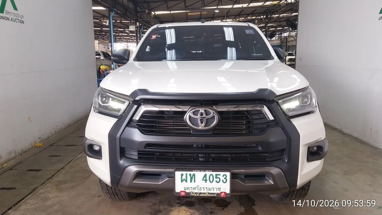 2021 Toyota Hilux Revo – 1