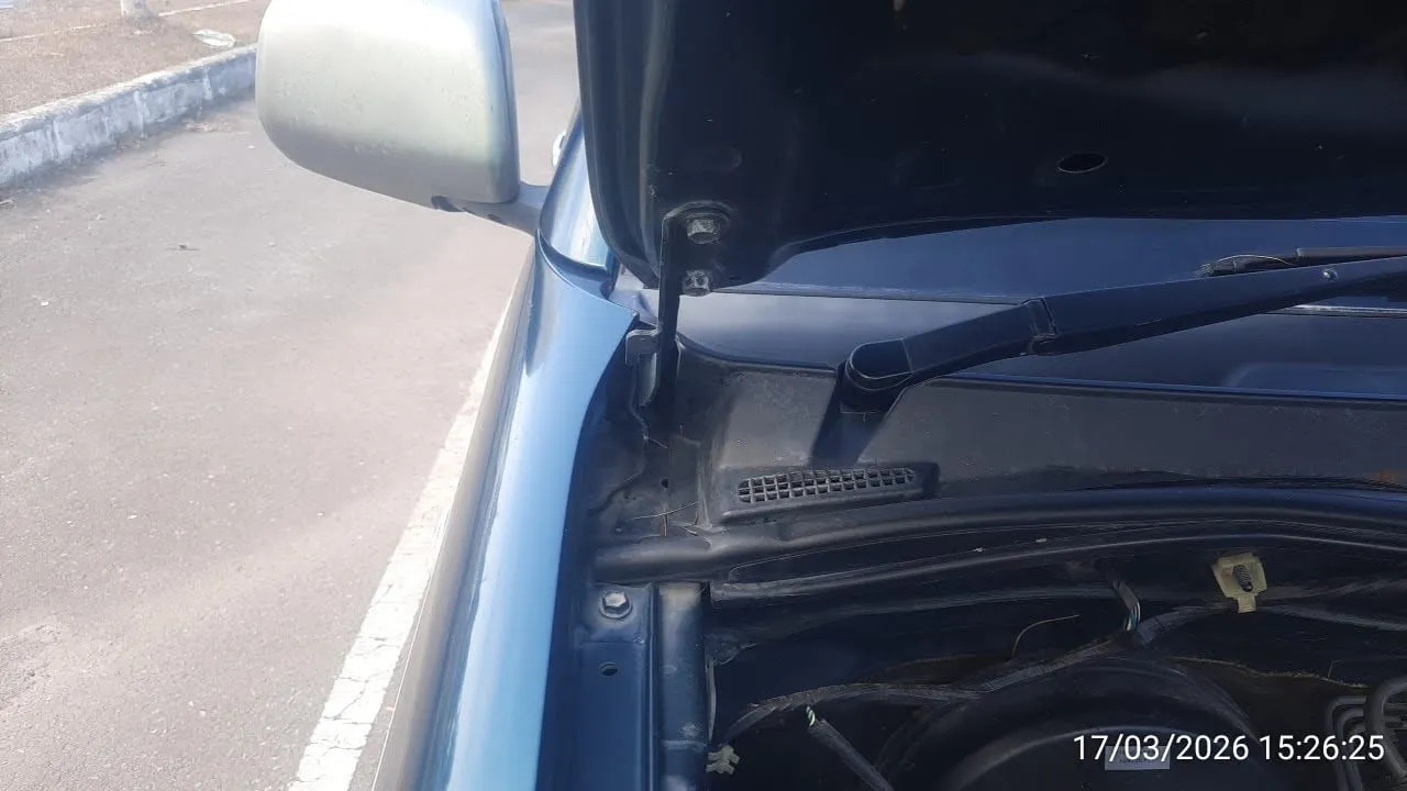 2005 Toyota Hilux Vigo – 12