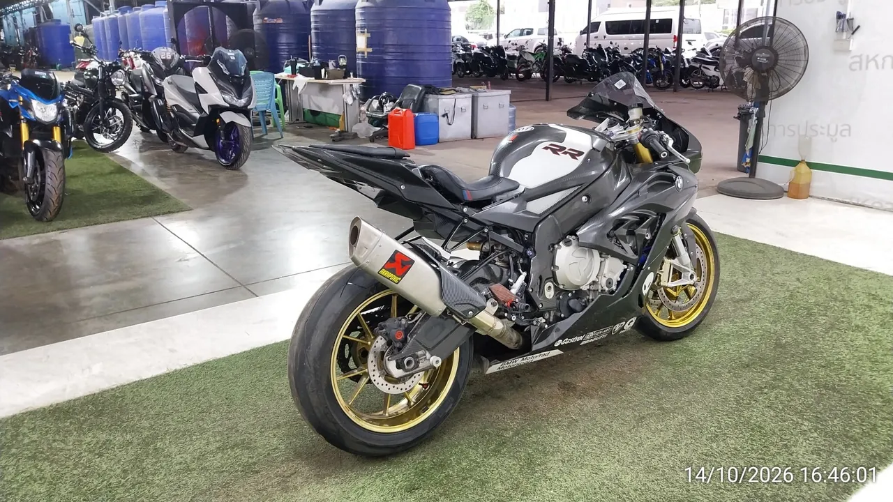 2015 BMW S1000RR – 4