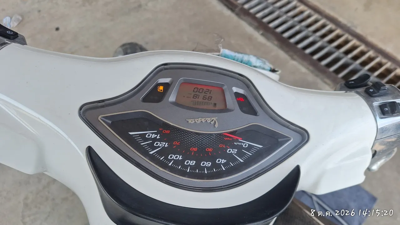 2023 Vespa Sprint 125 – 10