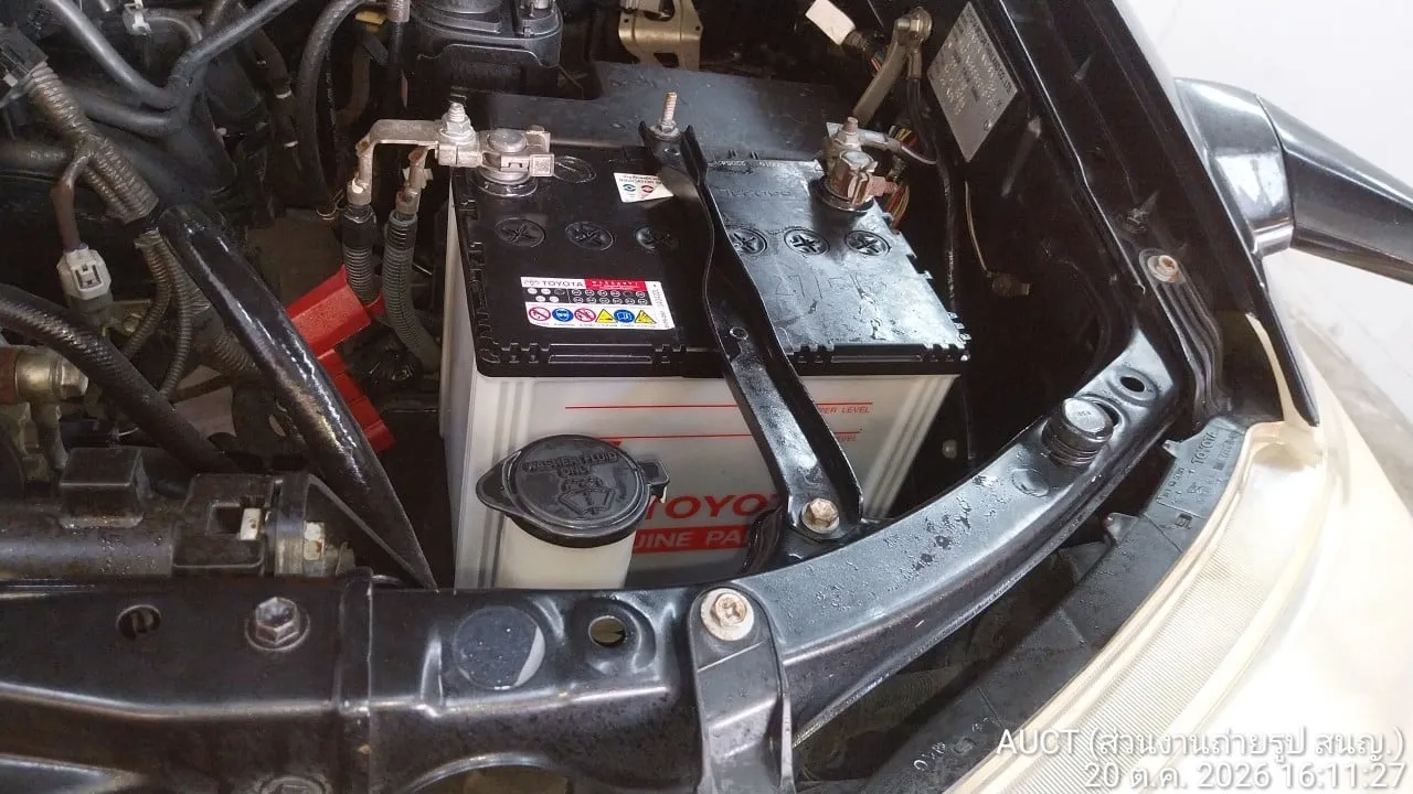 2010 Toyota Fortuner – 7