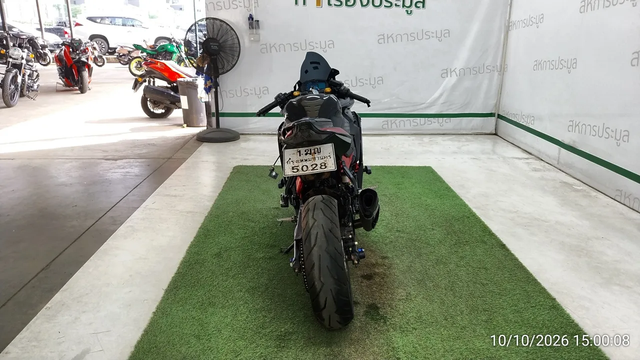 2020 Kawasaki Ninja ZX-25R – 5