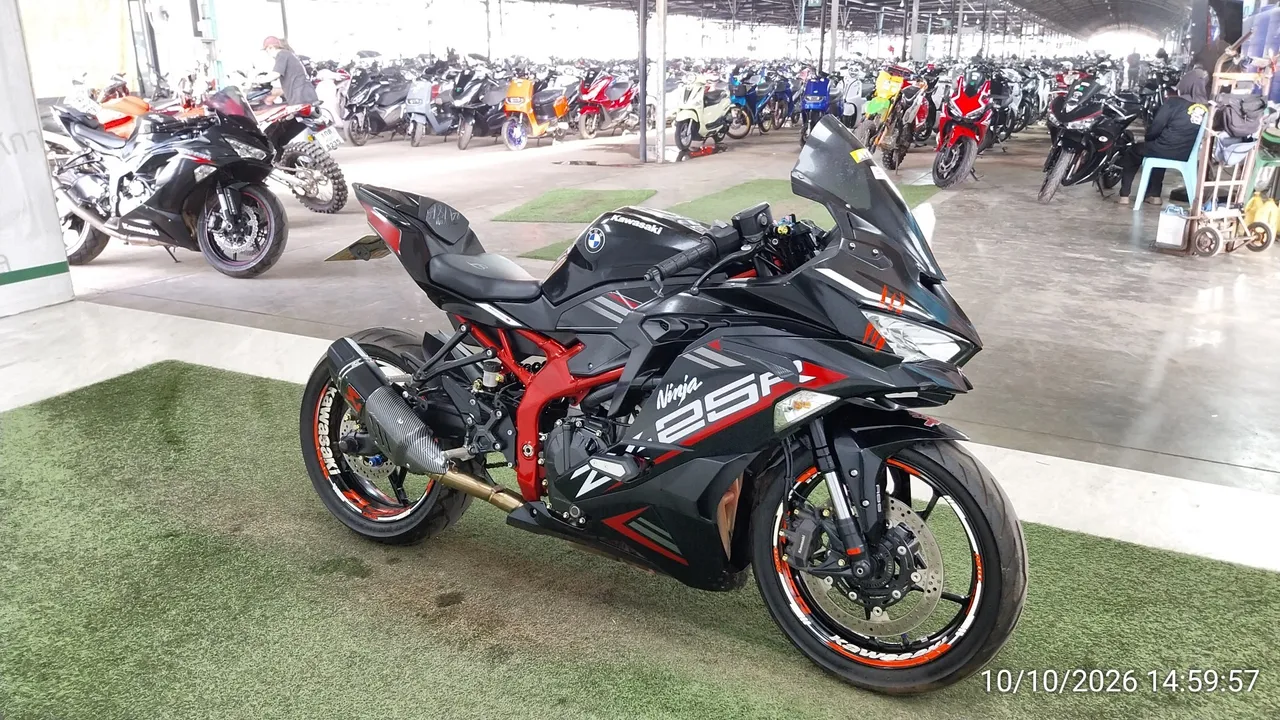 2020 Kawasaki Ninja ZX-25R – 2