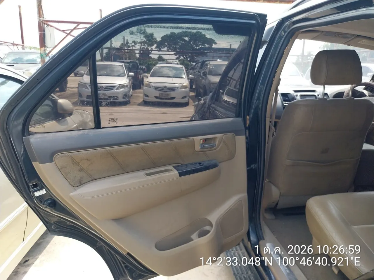 2012 Toyota Fortuner – 12