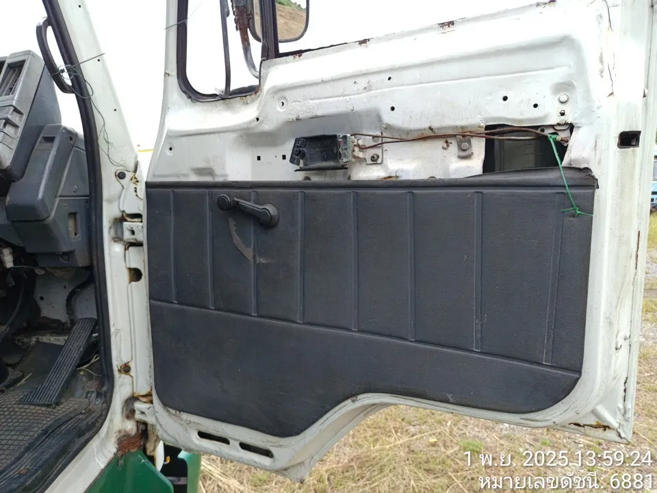 2015 Isuzu 10 ล้อ – 6