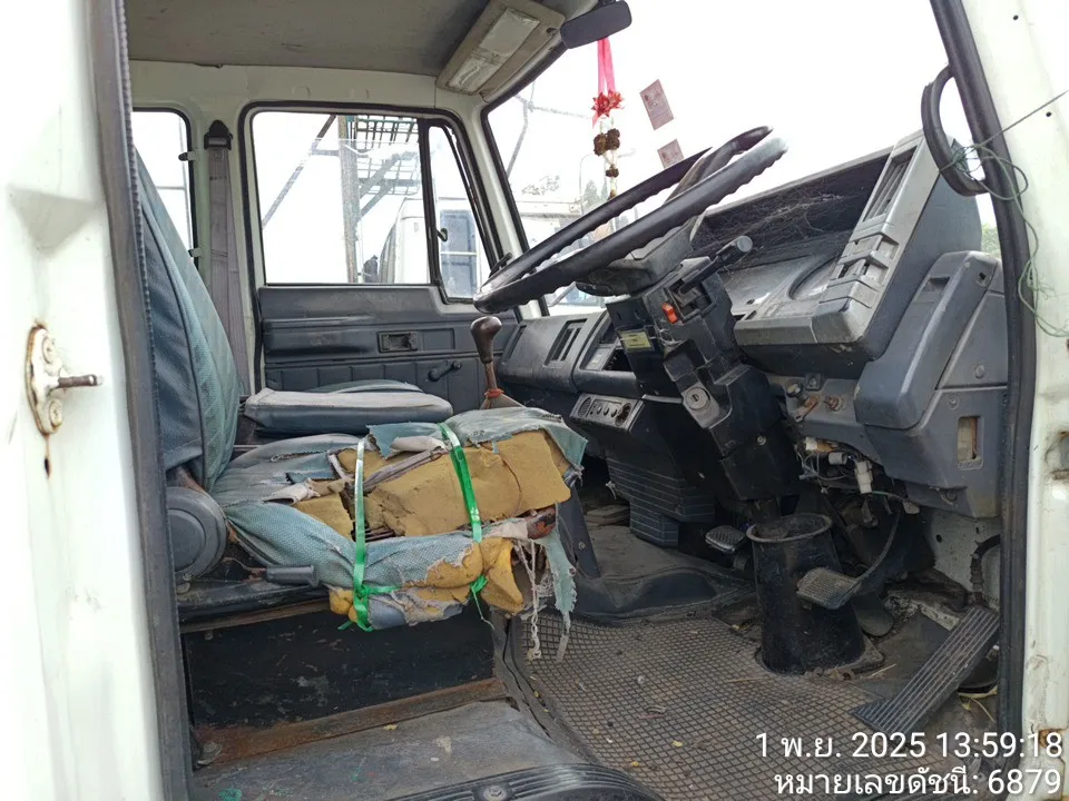 2015 Isuzu 10 ล้อ – 4