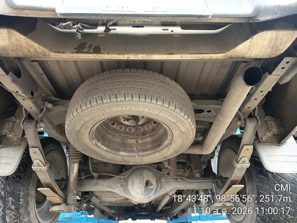 2005 Toyota Hilux Vigo – 11
