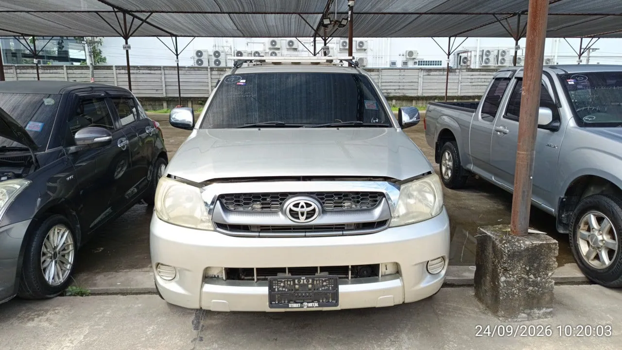 2005 Toyota Hilux Vigo – 1