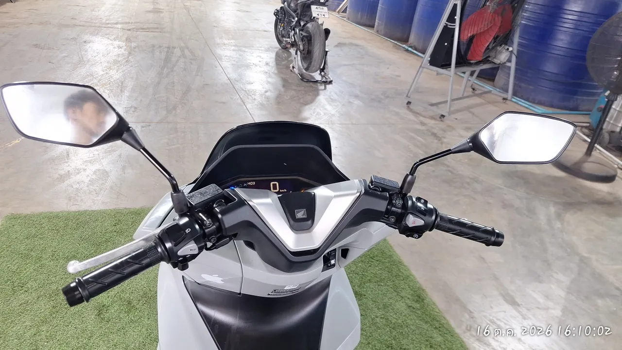 Honda PCX – 10