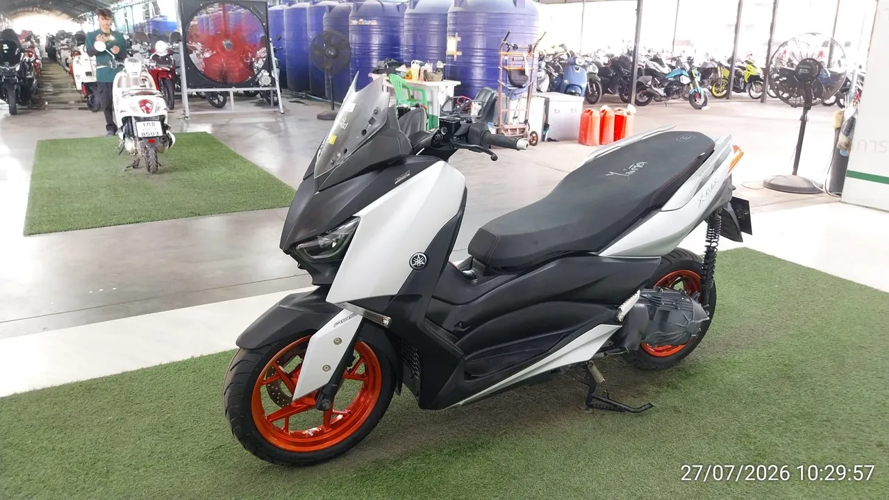 2019 Yamaha X-Max – 9