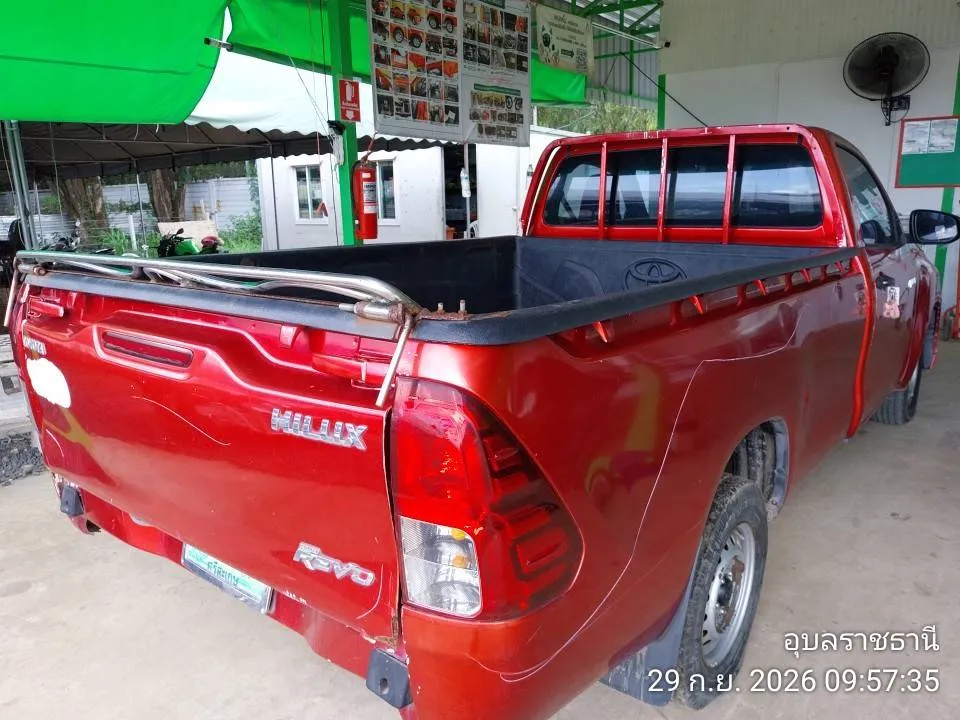 2016 Toyota Hilux Revo – 6