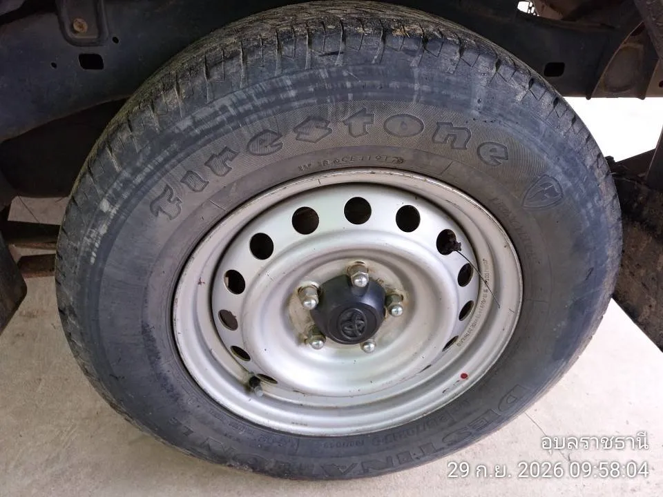 2016 Toyota Hilux Revo – 12