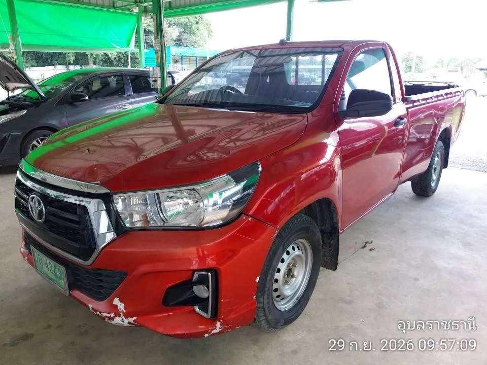 2016 Toyota Hilux Revo – 2