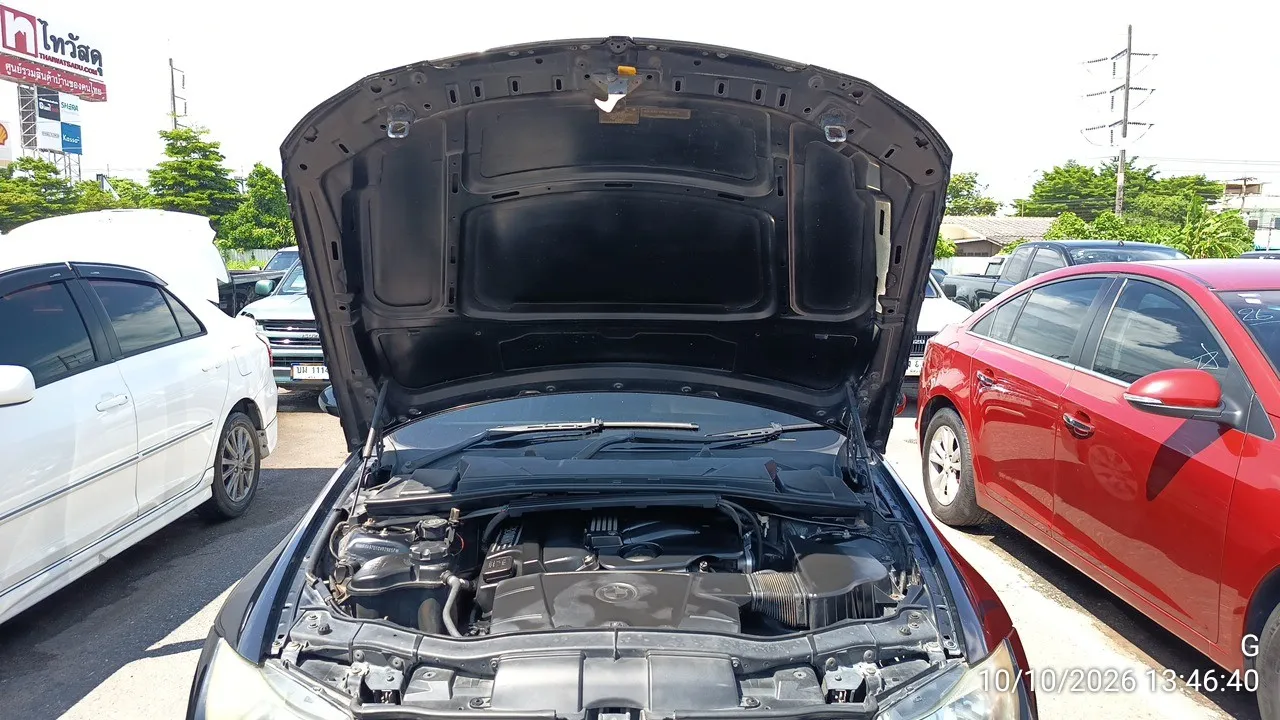 2005 BMW 3 Series – 12