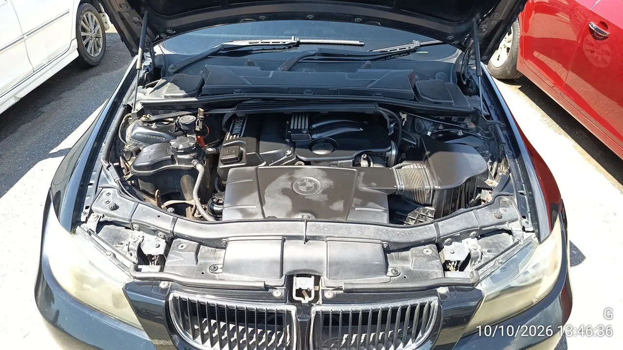 2005 BMW 3 Series – 11