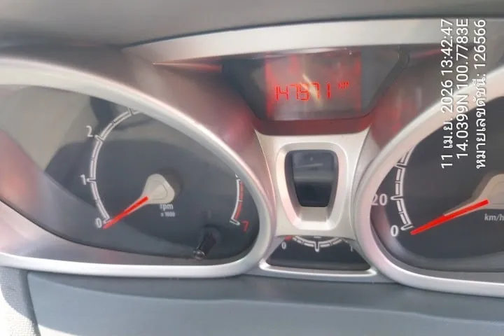 2011 Ford Fiesta – 8