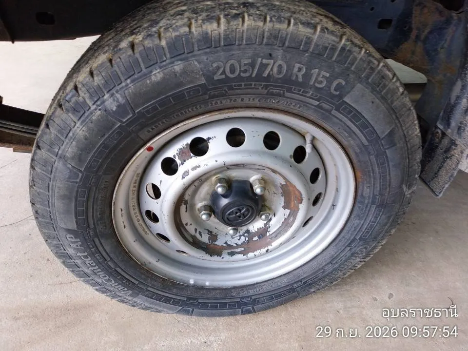 2016 Toyota Hilux Revo – 10