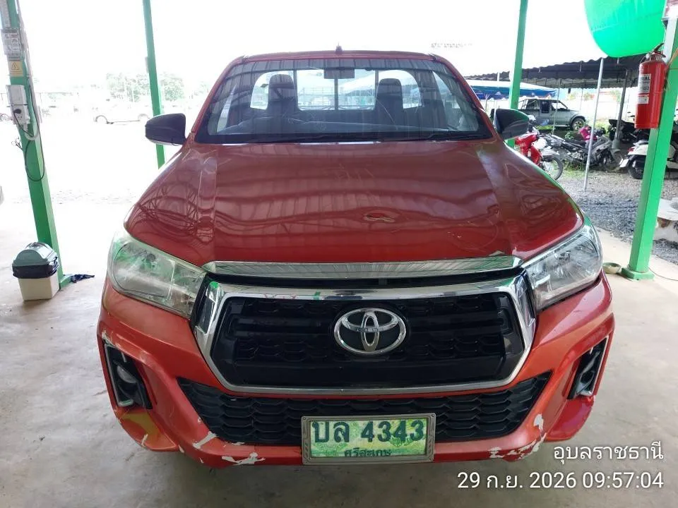 2016 Toyota Hilux Revo – 1