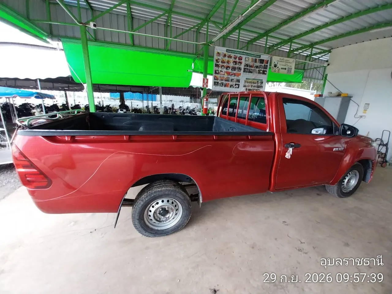 2016 Toyota Hilux Revo – 7