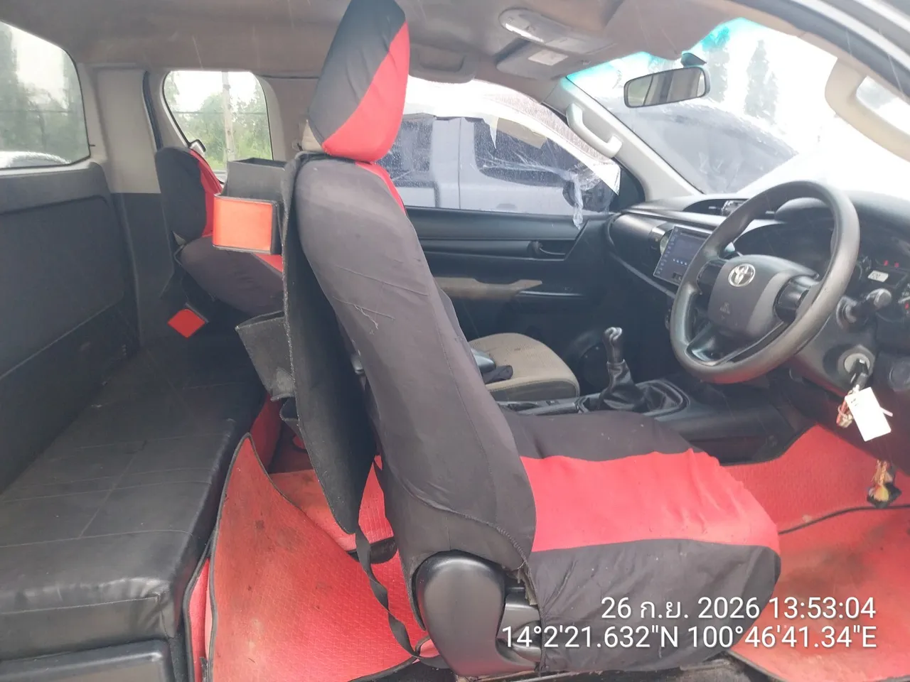 2016 Toyota Hilux Revo – 8