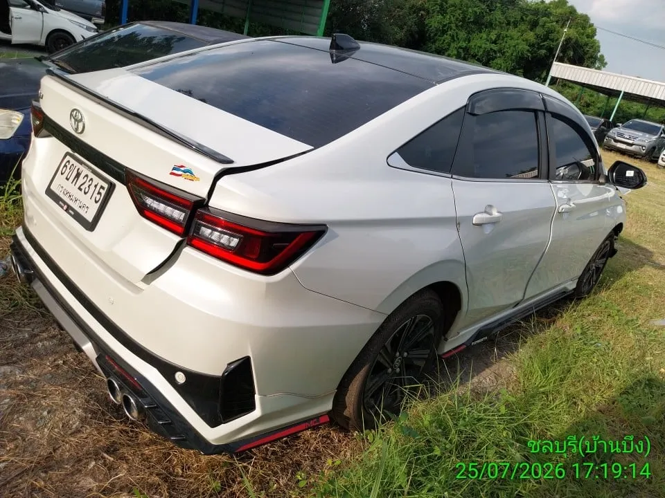 2025 Toyota Yaris Ativ – 7