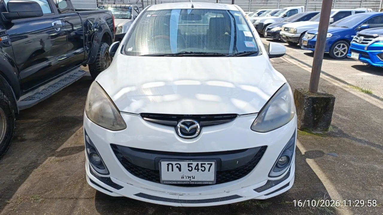 2011 Mazda Mazda2 – 1