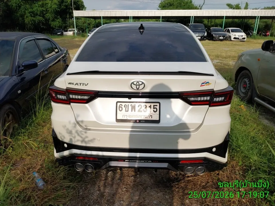 2025 Toyota Yaris Ativ – 5