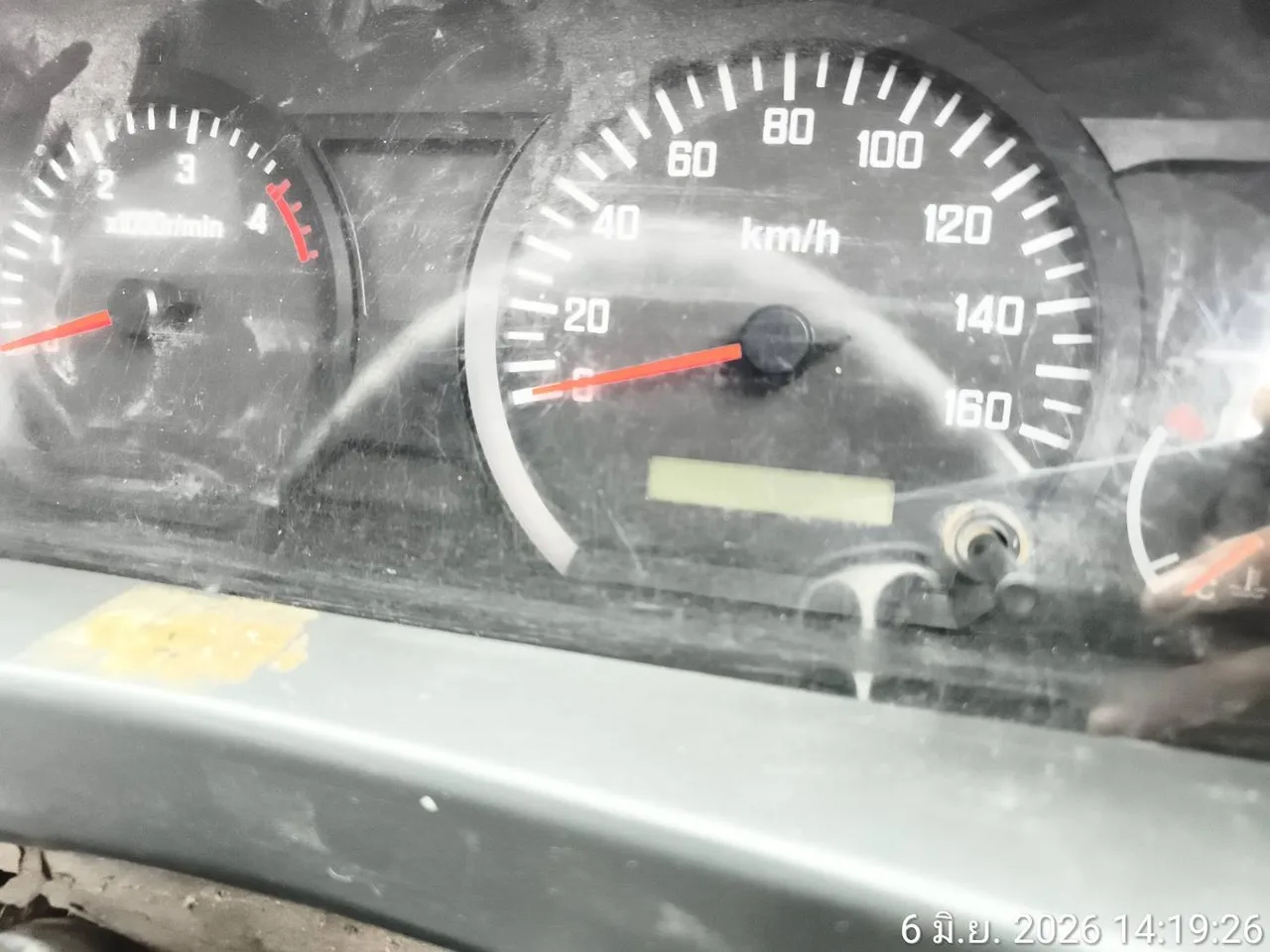2011 Isuzu NMR – 7