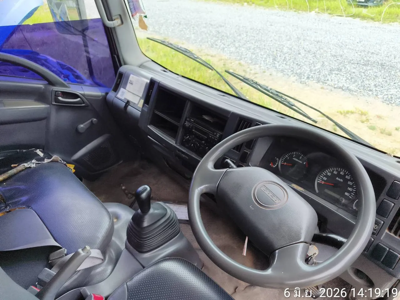 2011 Isuzu NMR – 5