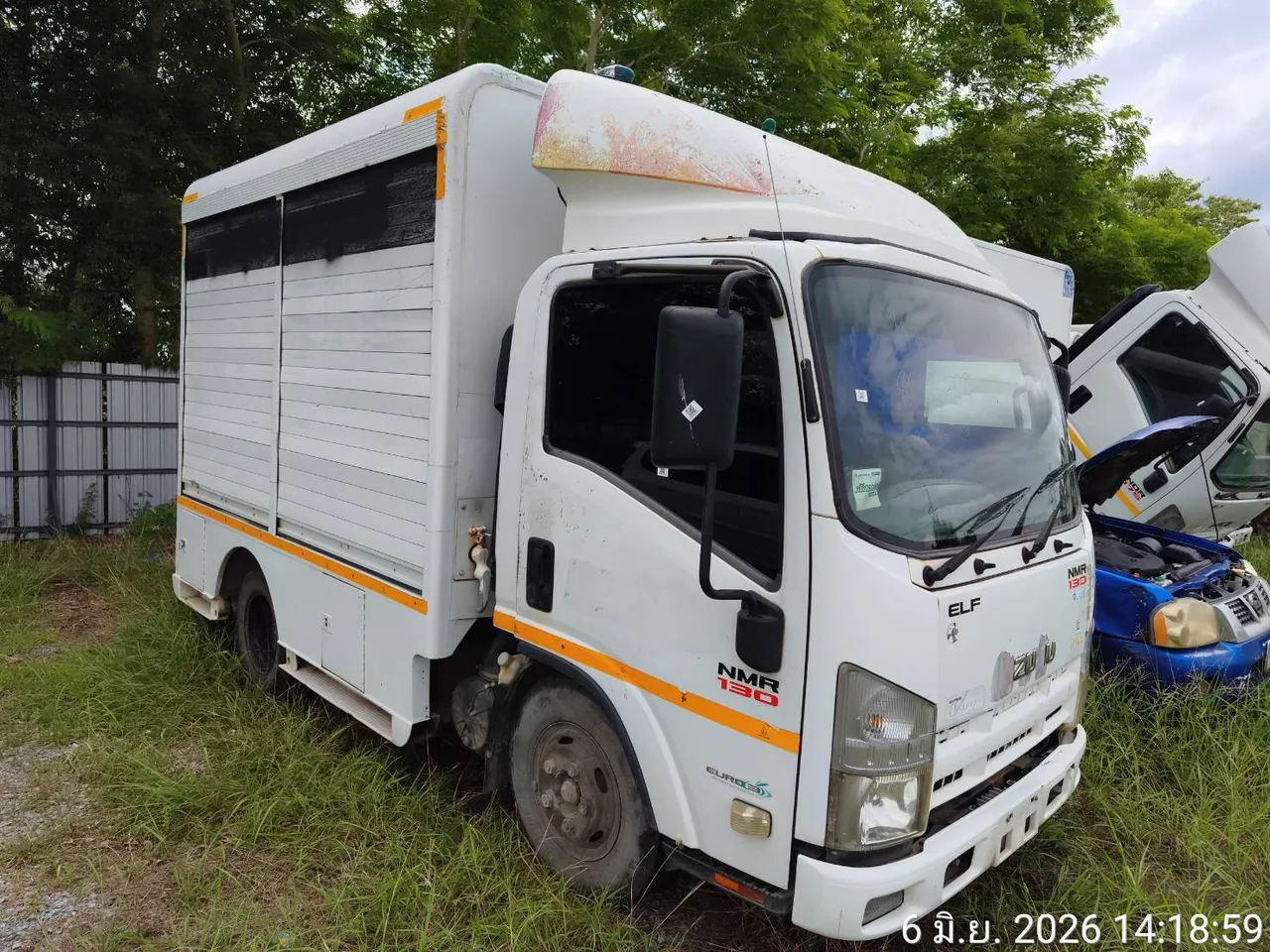 2011 Isuzu NMR – 2