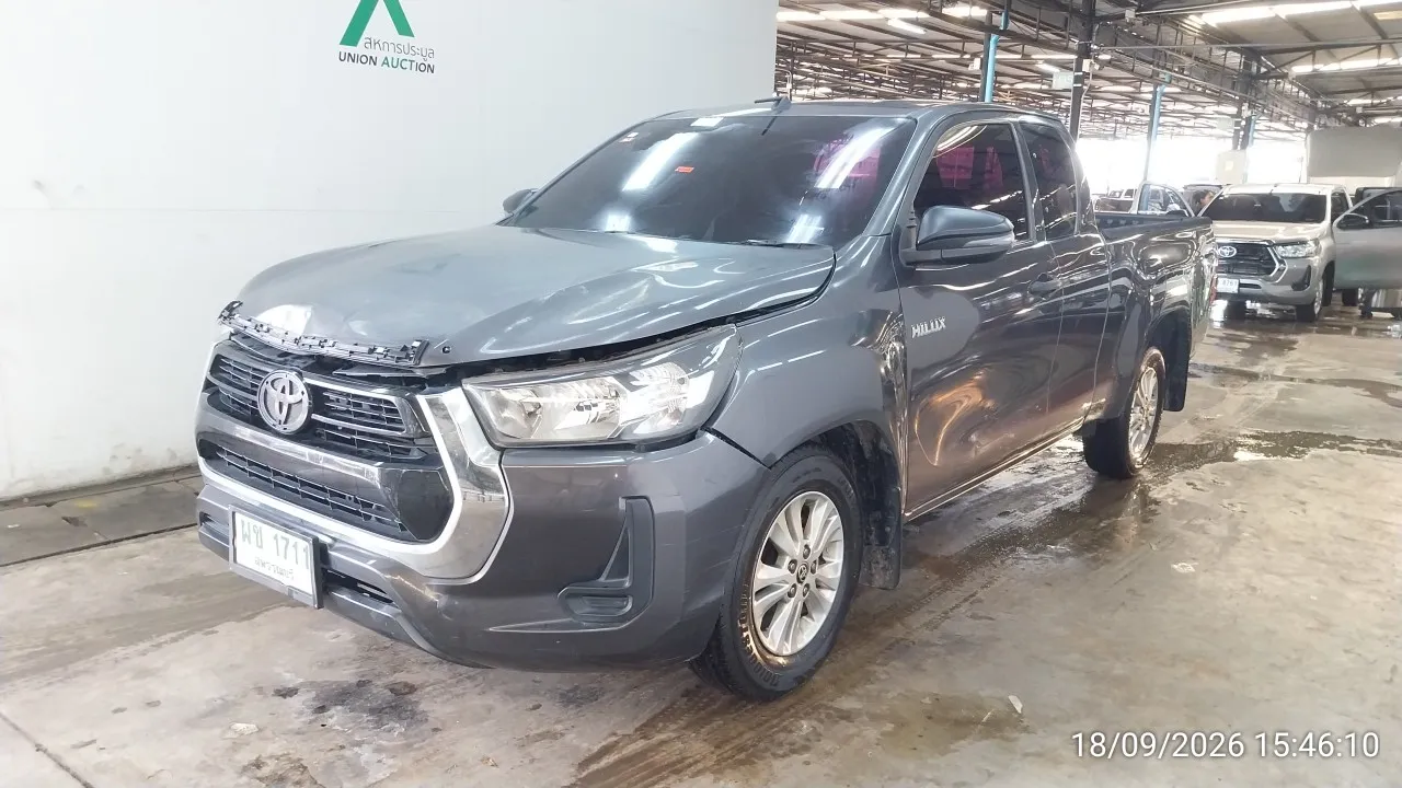 2021 Toyota Hilux Revo – 3