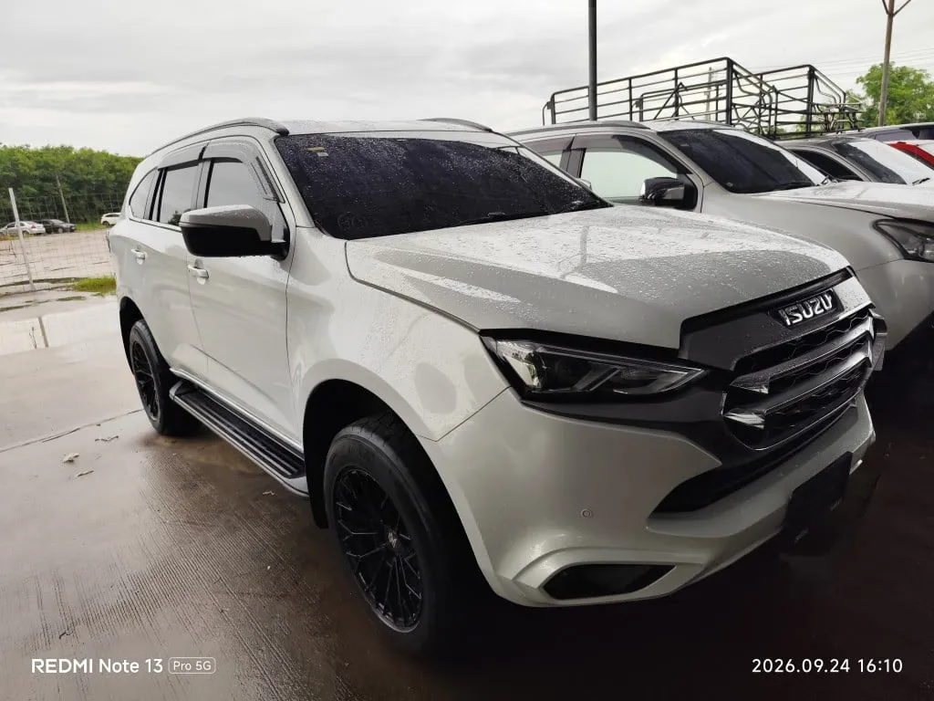 2021 Isuzu MU-X – 2