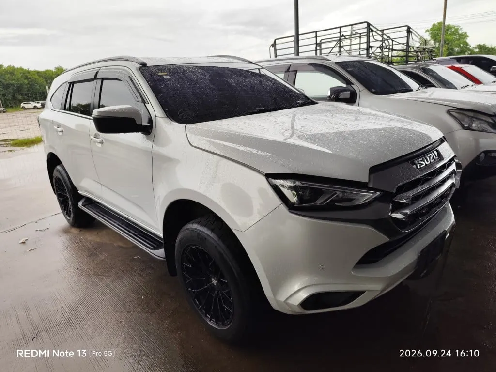 2021 Isuzu MU-X – 3