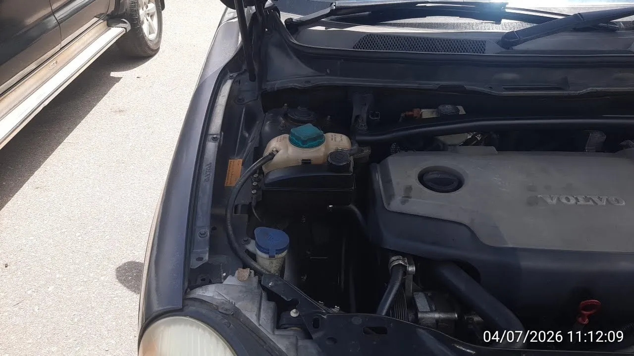 2008 Volvo XC90 – 5